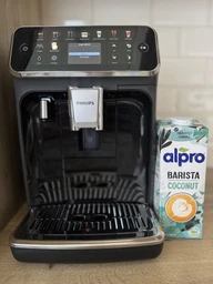 Кофемашина PHILIPS Series 5500 LatteGo EP5544/50 фото от покупателей 3