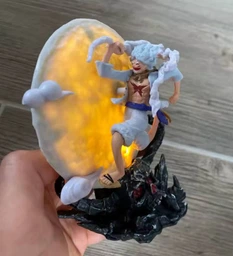 Коллекционная фигурка-аниме Луффи One Piece Gear 5 с подсветкой, PVC статуэтка-ночник 14 см в подарочной коробке — модель для коллекционеров и фанатов
