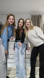 Универсальная телескопическая учебная указка с пальцем Пикми