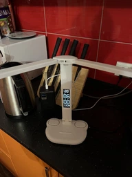 Светодиодная настольная лампа трансформер на аккумуляторе с дисплеем 12в1 Tech Lamp - многофункциональная с двойным источником света, календарем, термометром и держателем для ручек, белая