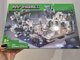 Конструктор детский Minecraft Битва в Темной Глубине игровой набор Майнкрафт 852 детали фигурки героев и монстров кирка меч сундук портал магма вода деревья аксессуары для сборки развивающий подарок для мальчиков и девочек OnePro 68357