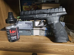Пневматичний пістолет Umarex Beretta APX
