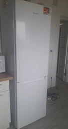 Холодильник Indesit LI8 S1 EW білий