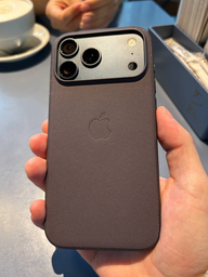 Чехол для смартфона Apple TechWoven Case with MagSafe для Apple iPhone 17 Pro Max Purple (MGFA4ZM/A) фото от покупателей 2