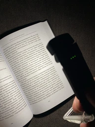 Светодиодный светильник-лампа с зажимом для чтения книг аккумуляторная, с таймером, с регулятором яркости, 3 режима освещения A001 Черный фото от покупателей 8