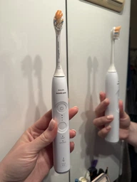 Электрическая зубная щетка PHILIPS Sonicare HX7400/06 серии 6100 фото от покупателей 10