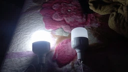 Лампа-ліхтар для кемпінгу акумуляторна LED Lamp 1200mAh автономна світлодіодна з трьома режимами роботи та гаком XO YH04 White фото від покупців 6