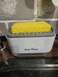 Дозатор для мийного засобу натискний з мочалкою Soap Pump, універсальний насосний органайзер-контейнер для рідкого мила і миючого для посуду, компактний економний диспенсер з губкою для кухні Біло-сірий, SP-001 фото від покупців 1