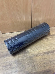 Масажер, рулон для йоги 45*14 см чорний Feel Fit