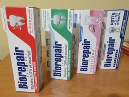 Зубная паста "Абсолютная защита и восстановление" Biorepair Oralcare Total Protective Repair 75мл (03022N) фото от покупателей 5