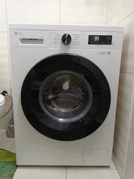 Пральна машина LG фронтальна, 7кг, 1200, A+++, 44см, дисплей, пара, інвертор, білий (F2Y1HS6W) фото від покупців 6