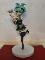 Аниме фигурка Хацуне Мику | Hatsune Miku x Cinnamoroll | с кроликом | коллекционная статуэтка 21 см (GS906)