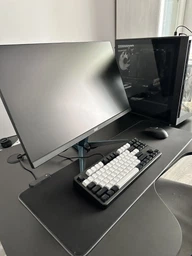 Монитор 27" Acer Nitro VG271UM3bmiipx (UM.HV1EE.301) 2K QHD IPS / 180Hz / 1 ms (GtG) / 8-Bit / HDR10 / FreeSync Premium фото от покупателей 7