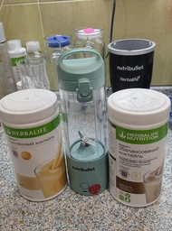 Портативный блендер Nutribullet Portable NBP003LBL фото от покупателей 3