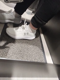 Кроссовки женские Under Armour Charged Surge 4 38.5 Рожевий 3027007-600