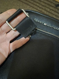 Мессенджер сумка через плечо Tommy Hilfiger мужская черного цвета Tom-13