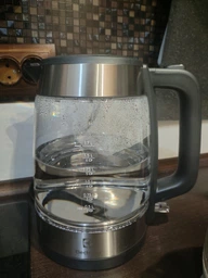 Електрочайник Electrolux 1.7л, Strix, скло, сріблясто-чорний фото от покупателей 11