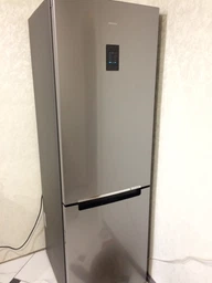 Двухкамерный холодильник Samsung RB33J3200SA/UA фото от покупателей 19