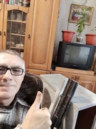 Набір самоклейна ПВХ плівка 2 шт по 0,6х3м, HOME DESIGN, інтер'єрна, водостійка, для меблів і кухні, колір чорний мармур (чорна) фото від покупців 13