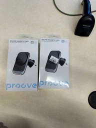 Автодержатель для телефона с беспроводной зарядкой Proove Square Magnetic Pro 15W Black (546920092) фото от покупателей 2