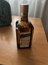 Ликер Cointreau 0.5 л 40% (3035542011365)