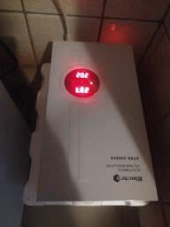Стабилизатор напряжения ElectrO DTRS-2000, 2 кВА, навесной (DT RS2) фото от покупателей 9