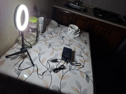 Кольцевая USB LED лампа Puluz PKT3084B 4.7" + настольный штатив