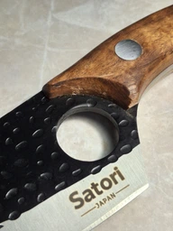 Нож кухонный стальной Satori на кухню шинковочный острый разделочный обвалочный длиный ножик для нарезания разделки мяса рыбы шинкования шинковки овощей кухни лезвие из нержавеющей стали нержавейки с деревянной ручкой рукоятью + чехол для ножа Сатори фото от покупателей 2