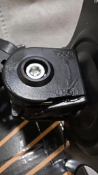 Настольное крепление для монитора с USB хабом UFT MM2 Mount Black фото от покупателей 3