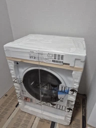 Стиральная машина Whirlpool WRBSS 6239 W UA, фронтальная, узкая, 6 кг, 1200, класс С/A/B, 42,5 см, 16 программ, дисплей, инвертор, белый с черным люком фото от покупателей 2