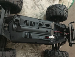Машинка на радіокеруванні KFPLAN KF11 1:16 4WD Монстр Трак до 40 км/год RC Позашляховик Дрифт Авто на пульті з LED підсвіткою та дрифт колесами