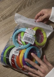 Пластик для 3D ручки набір Еко пластику Smart PLA 3D-PEN filament PLA для 3D-ручок 1.75 мм / 210 метрів (21 колір по 5 м) фото від покупців 1