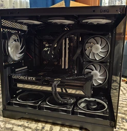 Відеокарта ASUS ROG-STRIX-RTX5070-O12G-GAMING фото від покупців 1