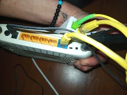 Кабель для роутера от повербанка с преобразователем на 12V, DC 2.1x5.5mm, USB 5V->12V, 1м Черный фото от покупателей 15