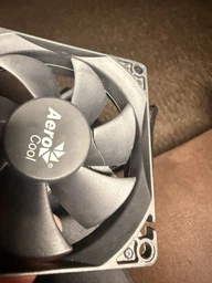 Вентилятор Aerocool Force 8 Black Molex (ACF1-FC00110.11)
