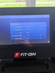 Беговая дорожка Fit-On Run Me 15.6" LСD Wi-Fi (4333-0001) фото от покупателей 1
