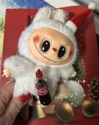 Детская мягкая игрушка сюрприз Лабубу Labubu Coca-Cola плюшевая, брелок для ключей сумки рюкзака для детей и взрослых 17 см фото от покупателей 12