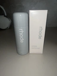 Увлажняющая молочная эссенция для лица Rhode Glazing Milk Ceramide Facial Essence 124 ml фото от покупателей 2