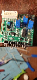 Умное зарядное устройство Qoltec Monolith для аккумуляторов LiFePO4 AGM GEL SLA 50A 12V (5901878519579) фото от покупателей 2