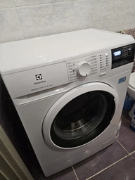 Стиральная машина автоматическая Electrolux EW6S404WU фото от покупателей 8