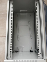 Шкаф монтажный настенный CMS 12U 10" Серый (UA-ШТК-12U-GR)