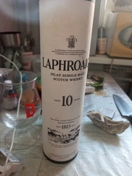 Виски Laphroaig 10 лет выдержки 0.7 л 40% (5010019640260_5010019000255)