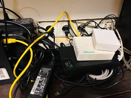 ИБП для роутера (маршрутизаторов) YEPO DC-UPS YP-36W/12000 (36W/12000mAh/LiFePO4) (UA-112969) фото от покупателей 2