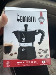 Кавоварка гейзерна Bialetti Moka Express (0.190 л – на 4 чашки) фото від покупців 13