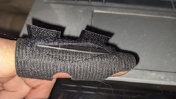 Фиксатор для пальца руки на липучке Finger Splint Doctor, фиксирующий ортез-бандаж на палец при растяжениях, травмах, вывихах, переломах и артрите, размер универсальный Черный, AFD-1-Black фото от покупателей 1