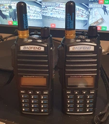 Рація Baofeng UV-82, 5 Ватт, батарея 2800 мАч + Гарнітура Baofeng з подвійною кнопкою РТТ фото від покупців 1
