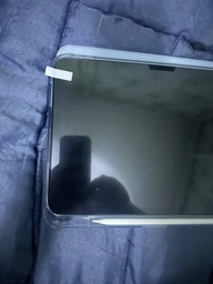 Захисне скло на планшет Apple iPad 11" (A16) 2025 фото від покупців 6