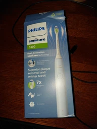 Электрическая зубная щетка PHILIPS Sonicare HX7101/01 серии 5300 фото от покупателей 1