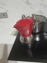 Кавоварка гейзерная Bialetti Moka Induction Red (2 чашки) 0006942