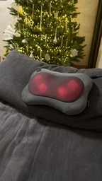 Массажер-подушка Naipo Plush MGP-129M с подогревом для спины и шеи фото от покупателей 1